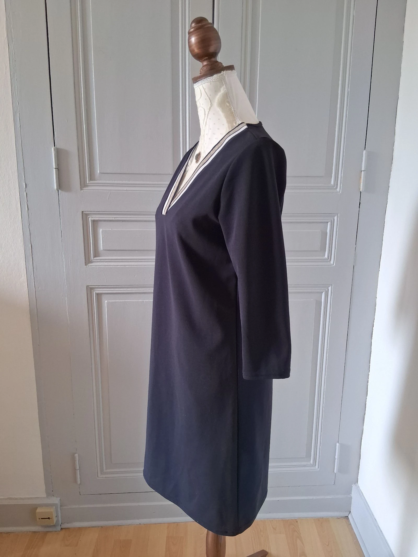 Navy blue V-neck straight dress sport chic Tissaia – Size 38 – photo 3
